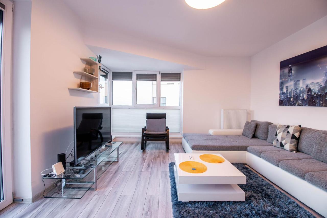 Luxury Westpark 2 Presidentialsuite With Lake View W4 Bukareszt Zewnętrze zdjęcie